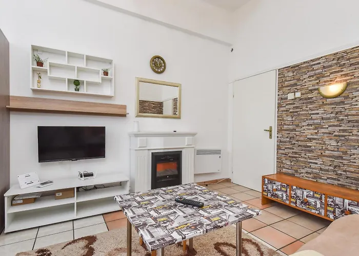 Apartamento Historical Lion's Bridge 1-bedroom By Flat Mаnager Sófia