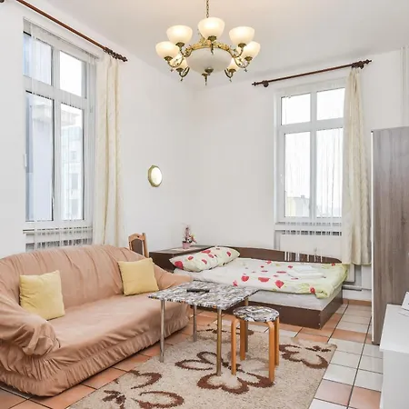 Historical Lion's Bridge 1-bedroom By Flat Mаnager Apartament *